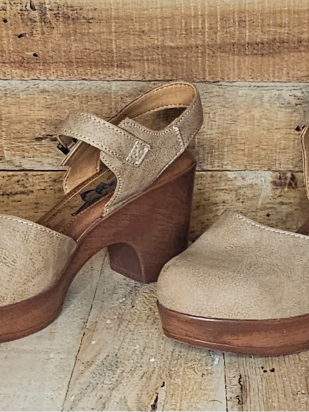 b.o.c Women's Beige Platform Clog Heels - Neutral Sand
